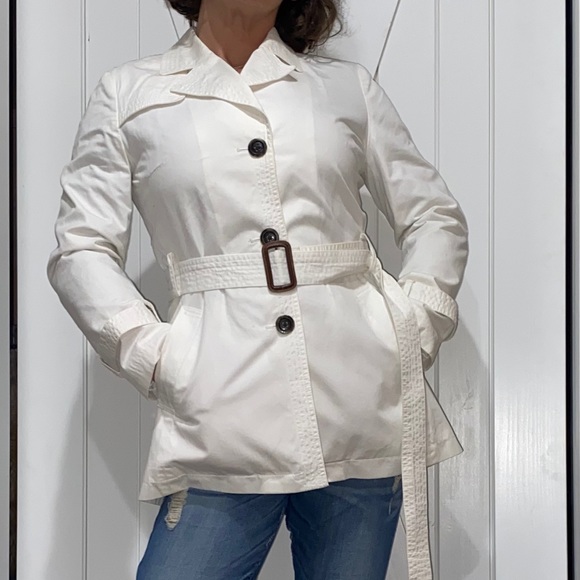 Banana Republic Jackets & Blazers - SOLD!!Banana Republic White Sexy Trench Coat